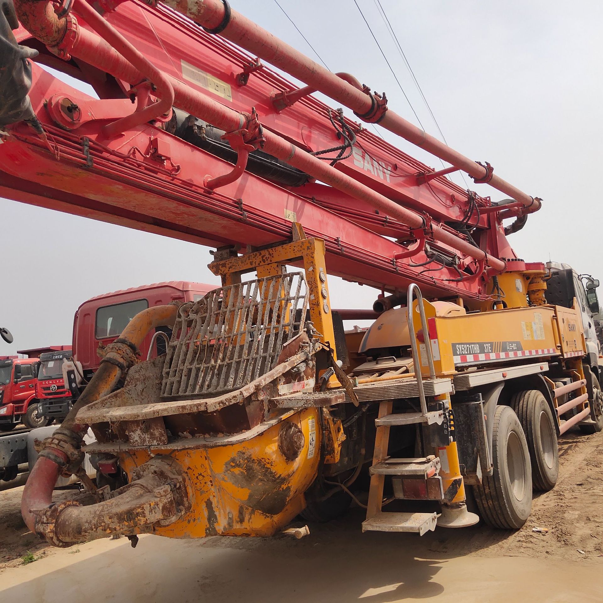 11年国三37米泵车